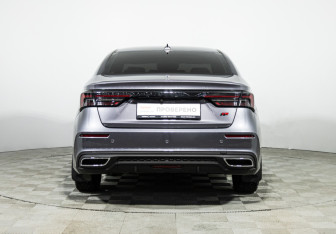 Подержанный автомобиль Omoda S5 2023 года (6 фото)