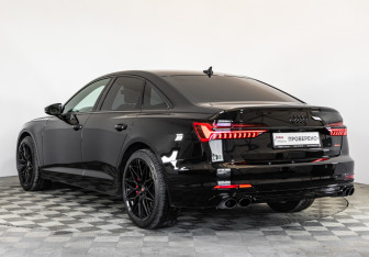 Подержанный автомобиль Audi A6 Sedan 2019 года (8 фото)