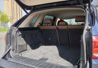 Подержанный автомобиль BMW X5 2014 года (21 фото)