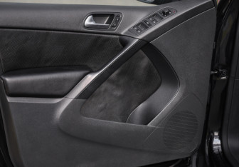 Подержанный автомобиль Volkswagen Tiguan 2013 года (21 фото)