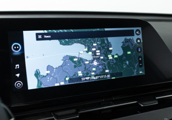 Подержанный автомобиль Omoda C5 2023 года (17 фото)