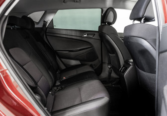 Подержанный автомобиль Hyundai Tucson 2016 года (17 фото)