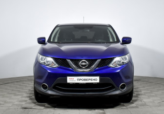 Подержанный автомобиль Nissan Qashqai 2016 года (2 фото)
