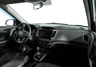 Подержанный автомобиль Hyundai Creta 2017 года (9 фото)
