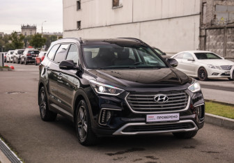 Подержанный автомобиль Hyundai Santa Fe 2018 года (5 фото)