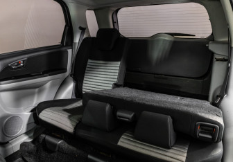 Подержанный автомобиль Suzuki SX4 Hatchback 2010 года (17 фото)