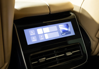 Подержанный автомобиль Voyah Free 2023 года (28 фото)