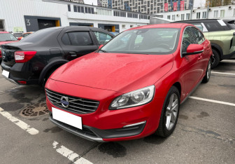 Подержанный автомобиль Volvo S60 2013 года (1 фото)