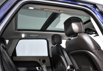 Подержанный автомобиль Land Rover Range Rover Sport 2018 года (20 фото)