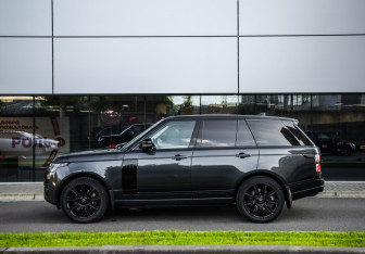 Подержанный автомобиль Land Rover Range Rover 2018 года (9 фото)