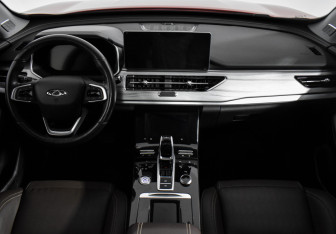 Подержанный автомобиль Chery Tiggo 8 Pro 2022 года (13 фото)