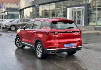 Подержанный автомобиль Chery Tiggo 7 Pro 2022 года (7 фото)
