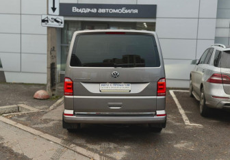 Подержанный автомобиль Volkswagen Caravelle 2019 года (5 фото)