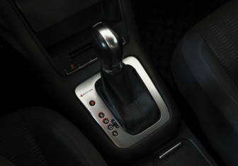 Подержанный автомобиль Volkswagen Tiguan 2012 года (16 фото)