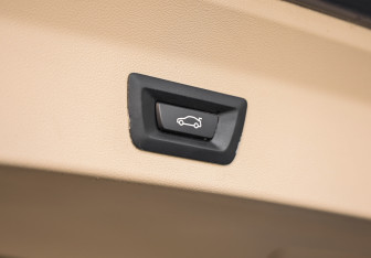 Подержанный автомобиль BMW X3 2019 года (35 фото)