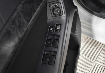 Подержанный автомобиль Mitsubishi Lancer Sedan 2008 года (17 фото)