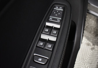 Подержанный автомобиль Renault Arkana 2020 года (14 фото)