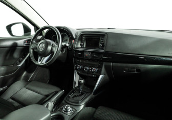 Подержанный автомобиль Mazda CX-5 2012 года (9 фото)