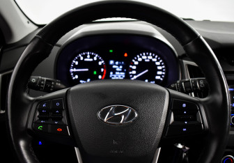 Подержанный автомобиль Hyundai Creta 2018 года (15 фото)