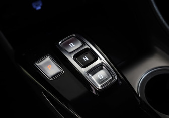 Подержанный автомобиль Hyundai Sonata 2022 года (18 фото)