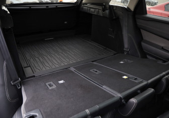 Подержанный автомобиль Land Rover Range Rover Velar 2019 года (31 фото)