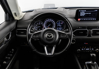 Подержанный автомобиль Mazda CX-5 2021 года (14 фото)