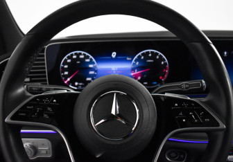 Подержанный автомобиль Mercedes-Benz GLE 2024 года (22 фото)