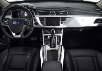 Подержанный автомобиль Geely Atlas 2019 года (16 фото)