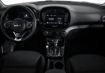 Подержанный автомобиль Kia Soul 2021 года (16 фото)