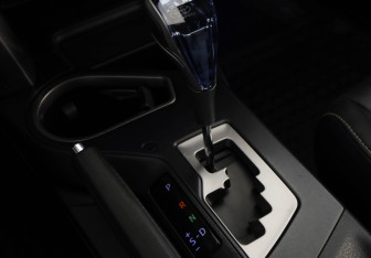 Подержанный автомобиль Toyota RAV4 2016 года (20 фото)