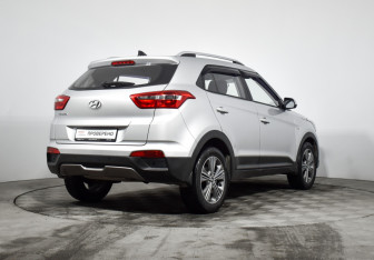 Подержанный автомобиль Hyundai Creta 2017 года (5 фото)