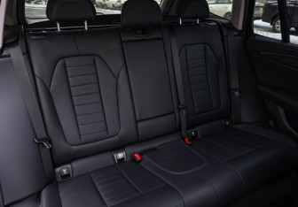 Подержанный автомобиль BMW X3 2020 года (27 фото)