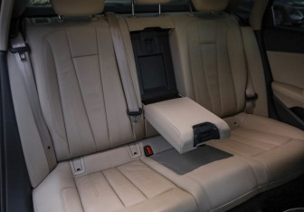 Подержанный автомобиль Audi A4 Sedan 2020 года (29 фото)