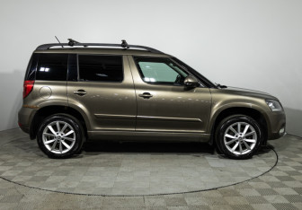 Подержанный автомобиль Skoda Yeti 2014 года (4 фото)