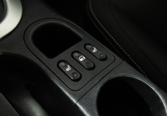 Подержанный автомобиль Nissan Qashqai 2013 года (17 фото)