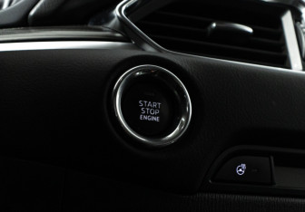 Подержанный автомобиль Mazda CX-5 2020 года (19 фото)