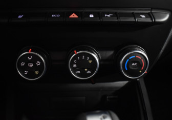 Подержанный автомобиль Renault Arkana 2020 года (16 фото)