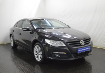 Подержанный автомобиль Volkswagen Passat CC 2010 года (3 фото)