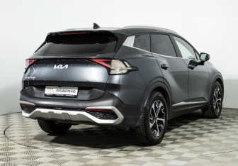 Подержанный автомобиль Kia Sportage 2022 года (5 фото)