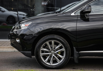 Подержанный автомобиль Lexus RX 2014 года (10 фото)