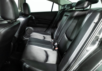 Подержанный автомобиль Mazda 6 Sedan 2012 года (10 фото)