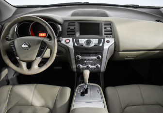 Подержанный автомобиль Nissan Murano Suv 2011 года (15 фото)