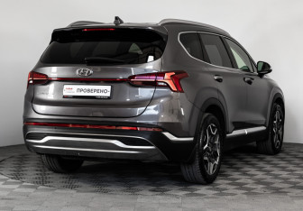 Подержанный автомобиль Hyundai Santa Fe 2023 года (6 фото)