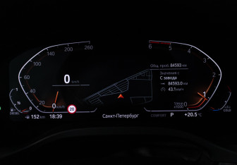 Подержанный автомобиль BMW X3 2019 года (12 фото)