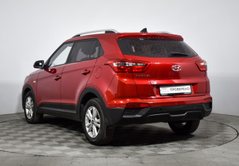 Подержанный автомобиль Hyundai Creta 2017 года (7 фото)