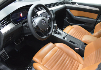 Подержанный автомобиль Volkswagen Passat Wagon 2019 года (10 фото)