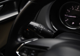 Подержанный автомобиль Mazda CX-9 2018 года (21 фото)