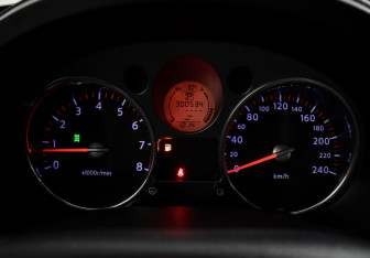 Подержанный автомобиль Nissan X-Trail 2008 года (19 фото)