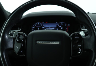 Подержанный автомобиль Land Rover Range Rover Velar 2019 года (20 фото)