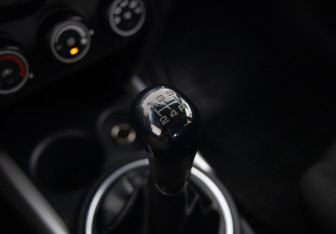 Подержанный автомобиль Mitsubishi ASX 2012 года (15 фото)